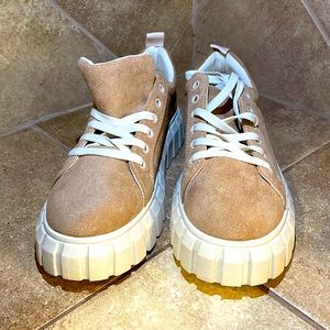 Nature Breeze Nina Platform Sneakers